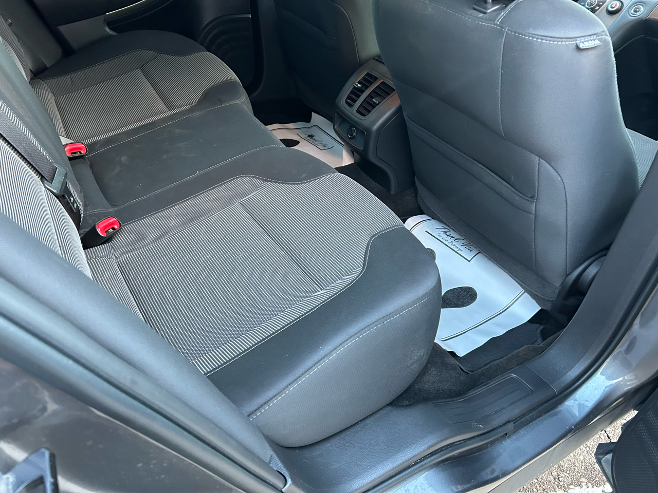 Ford Taurus SEL FWD 2013