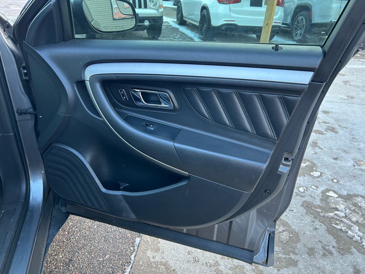 Ford Taurus SEL FWD 2013