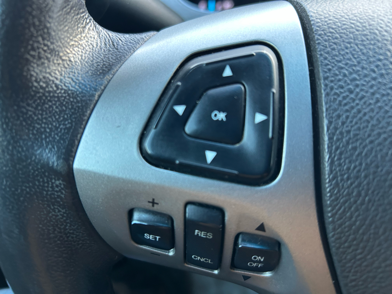 Ford Taurus SEL FWD 2013