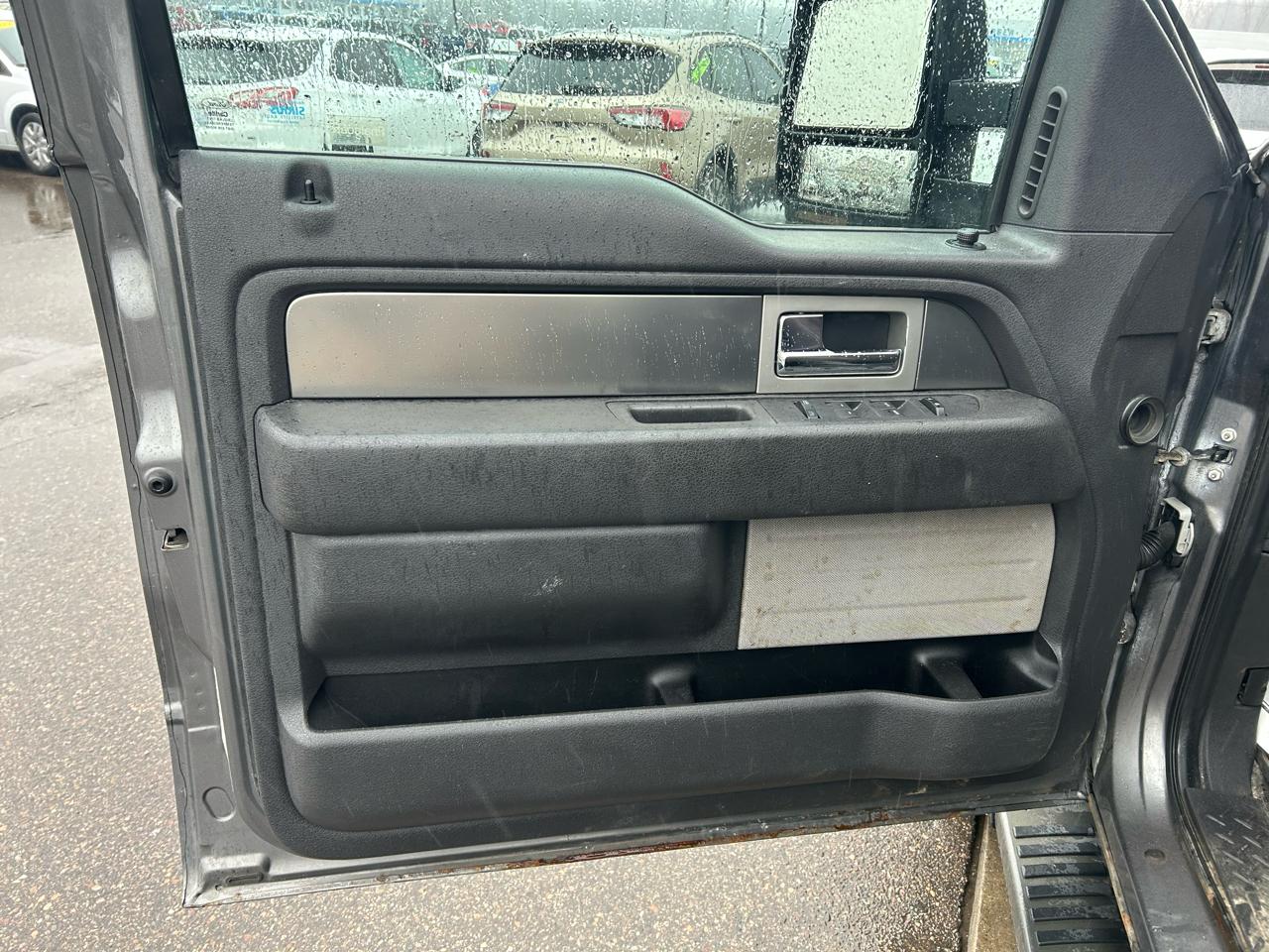 Ford F-150 XLT SuperCrew 4WD 2013