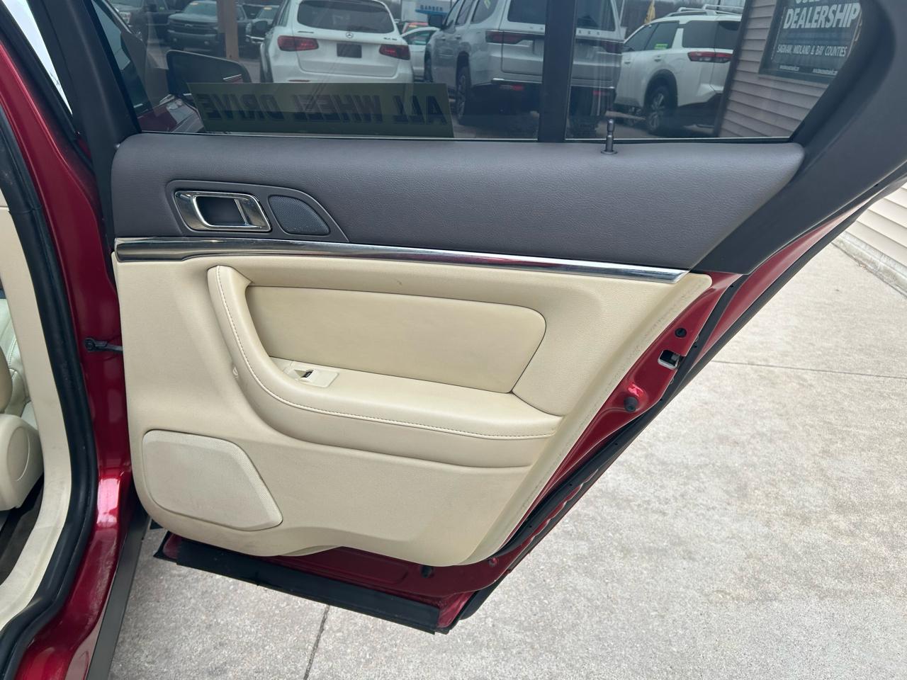 Lincoln MKS AWD 2015