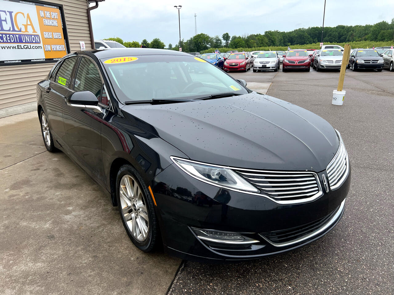 2015 Lincoln MKZ Hybrid photo 3