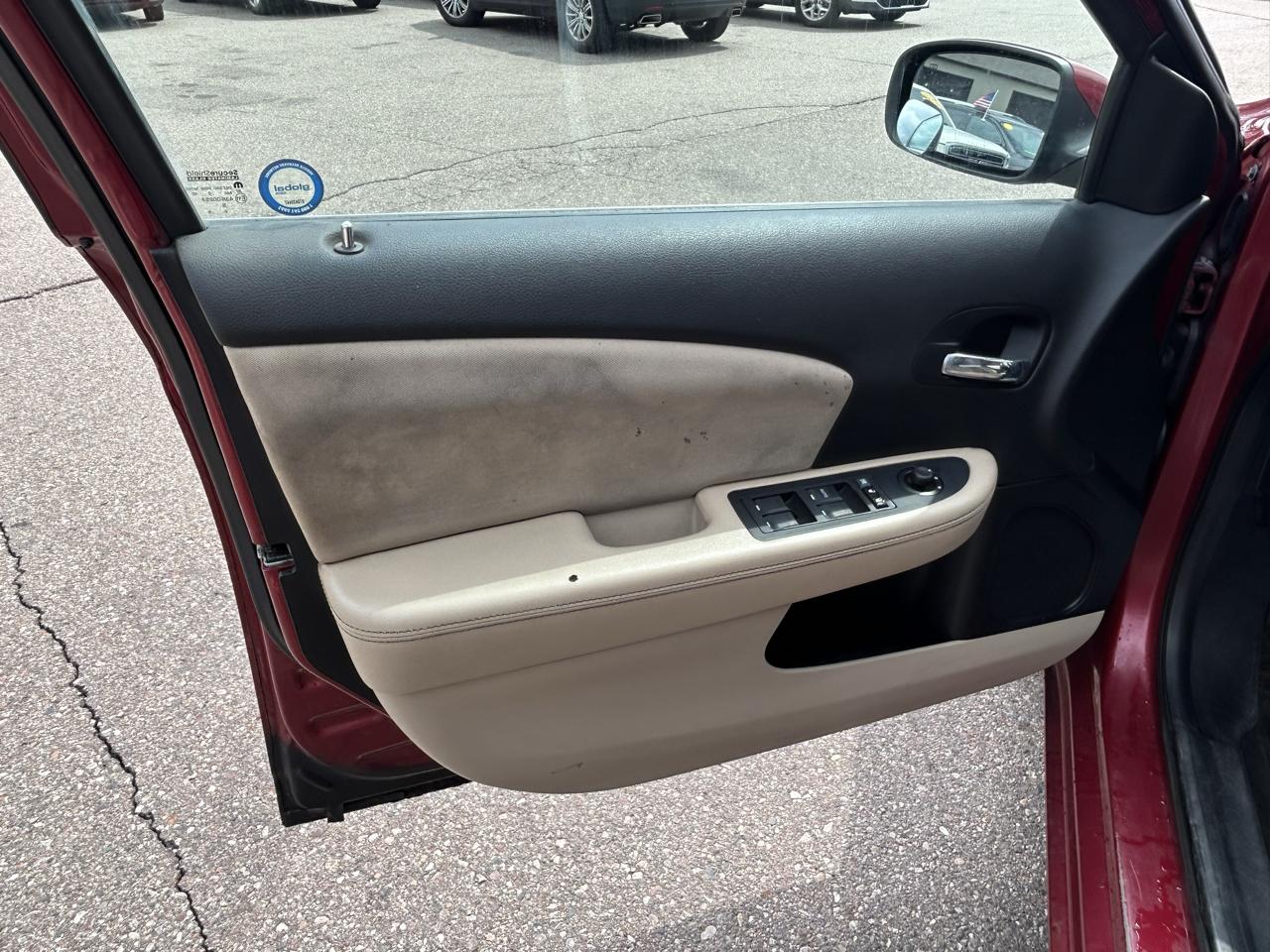 Chrysler 200 LX 2013