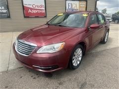 2013 Chrysler 200 