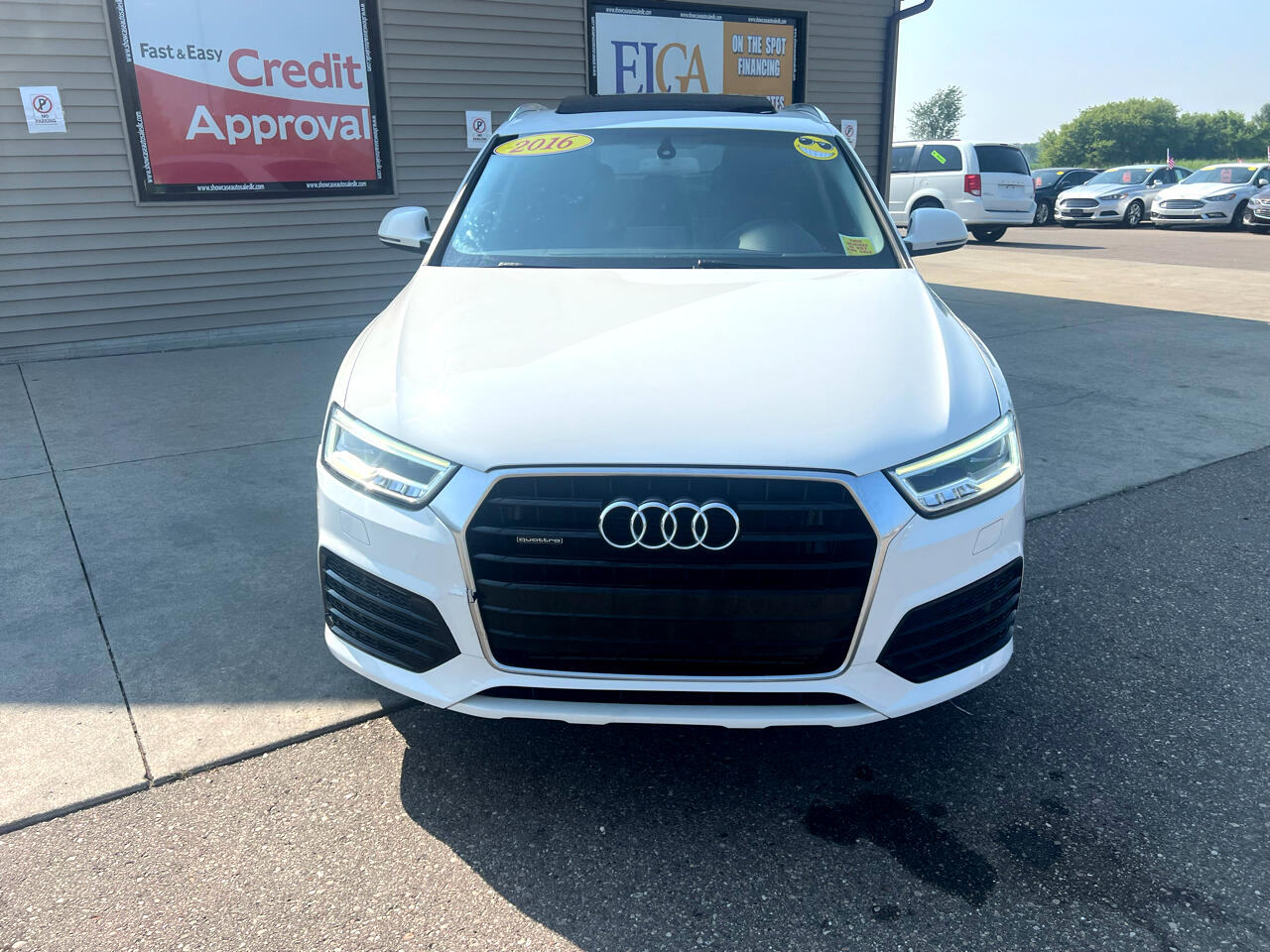 2016 Audi Q3 Premium Plus photo 2