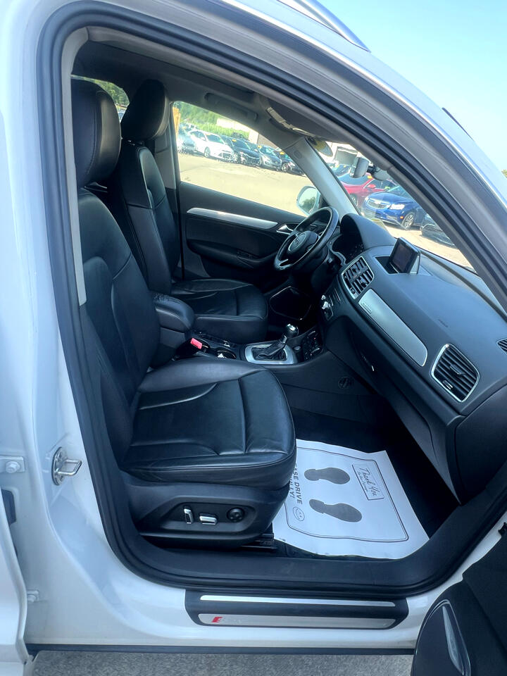 2016 Audi Q3 Premium Plus photo 14