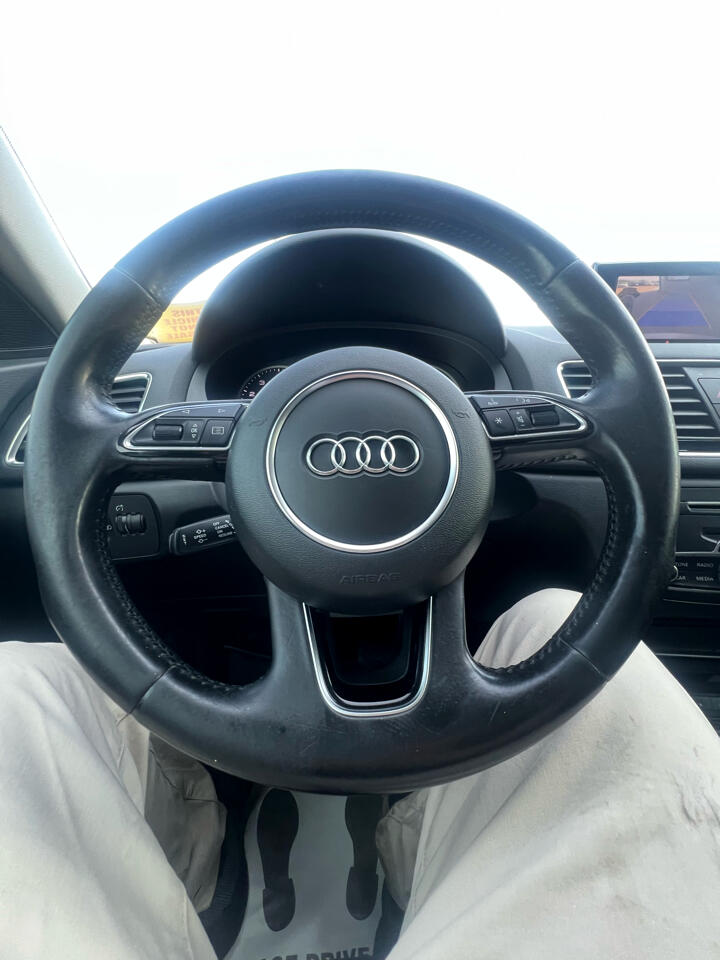 2016 Audi Q3 Premium Plus photo 16