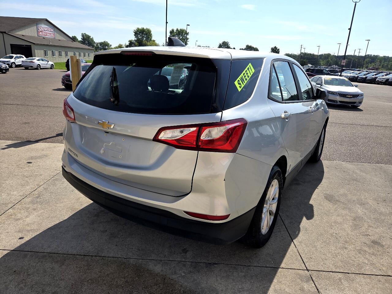 2020 Chevrolet Equinox LS photo 5