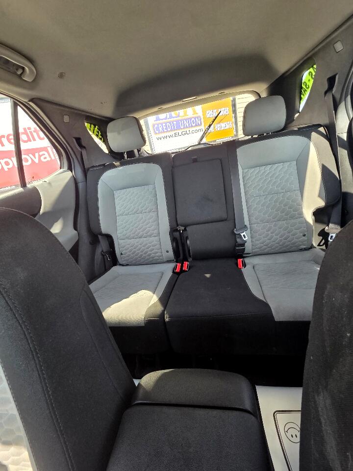 2020 Chevrolet Equinox LS photo 25
