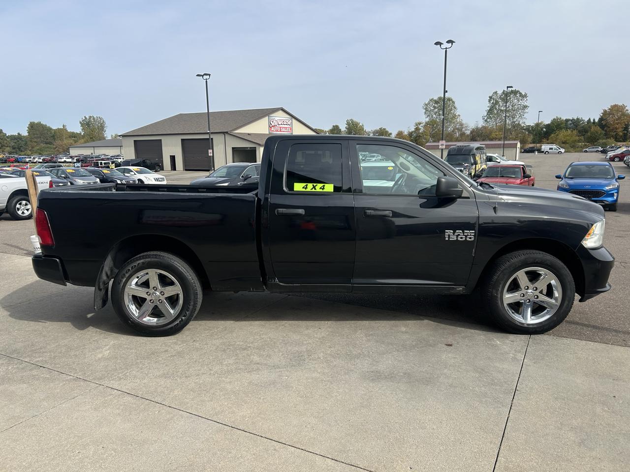 RAM 1500 Tradesman Quad Cab 4WD 2017