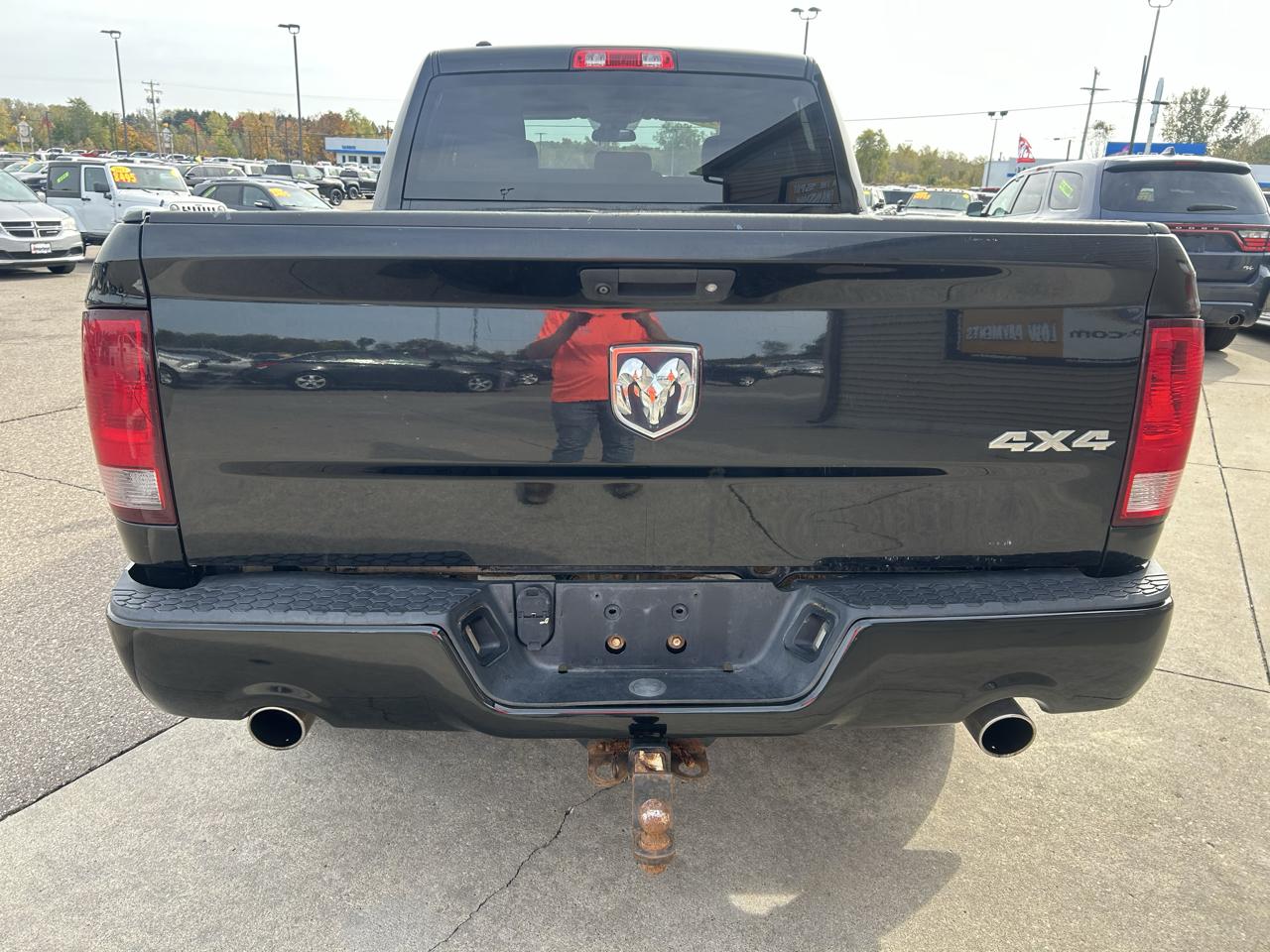 RAM 1500 Tradesman Quad Cab 4WD 2017