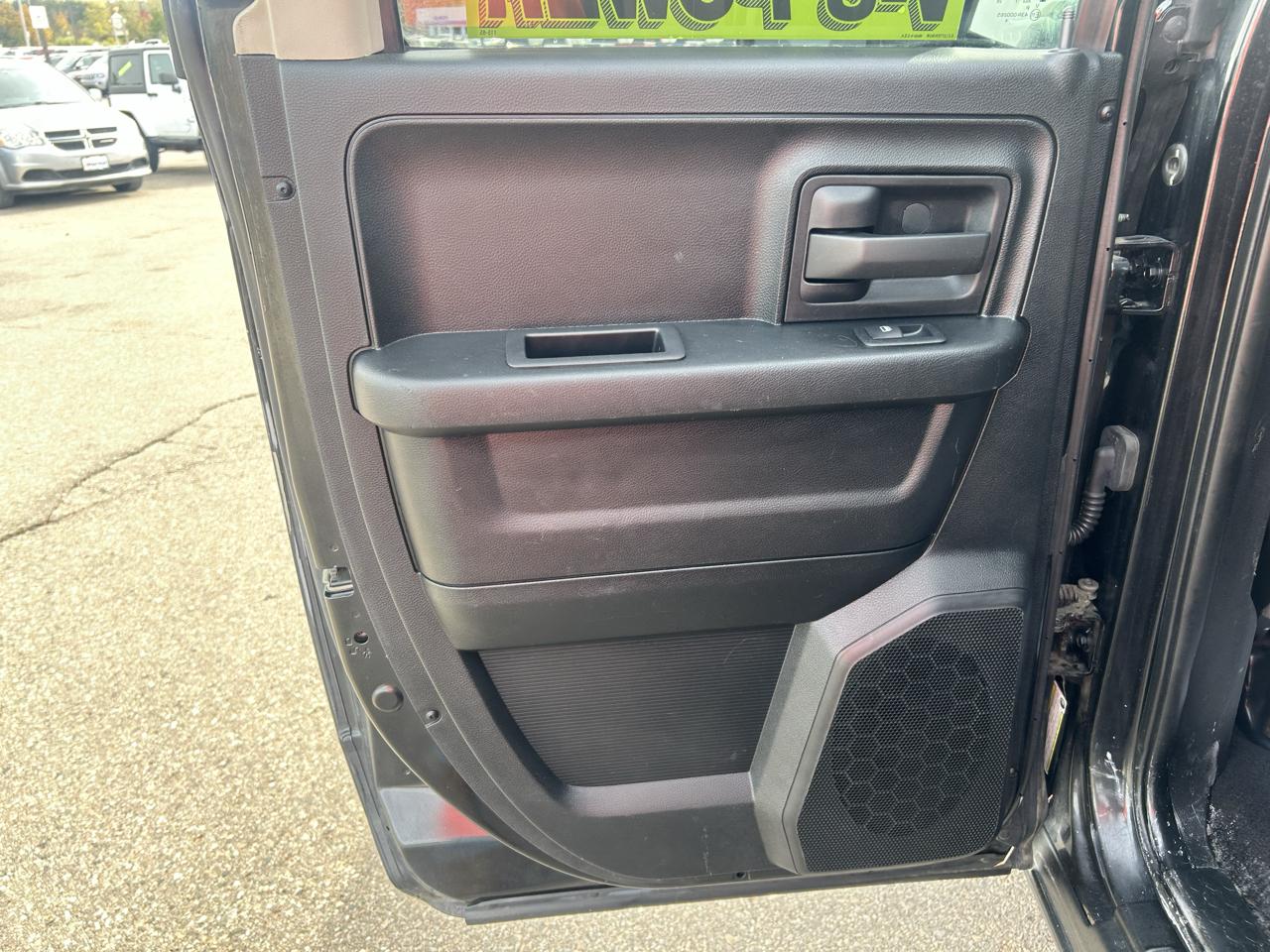 RAM 1500 Tradesman Quad Cab 4WD 2017