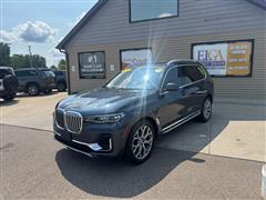 2021 BMW X7 