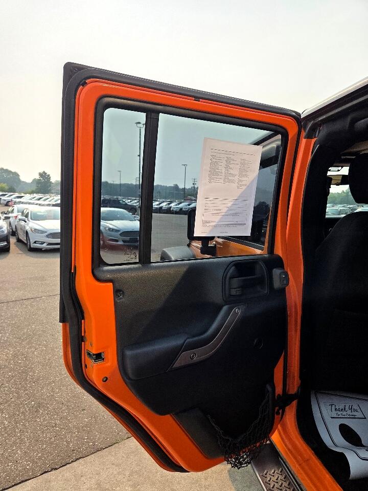 2013 Jeep Wrangler Unlimited Sport photo 11