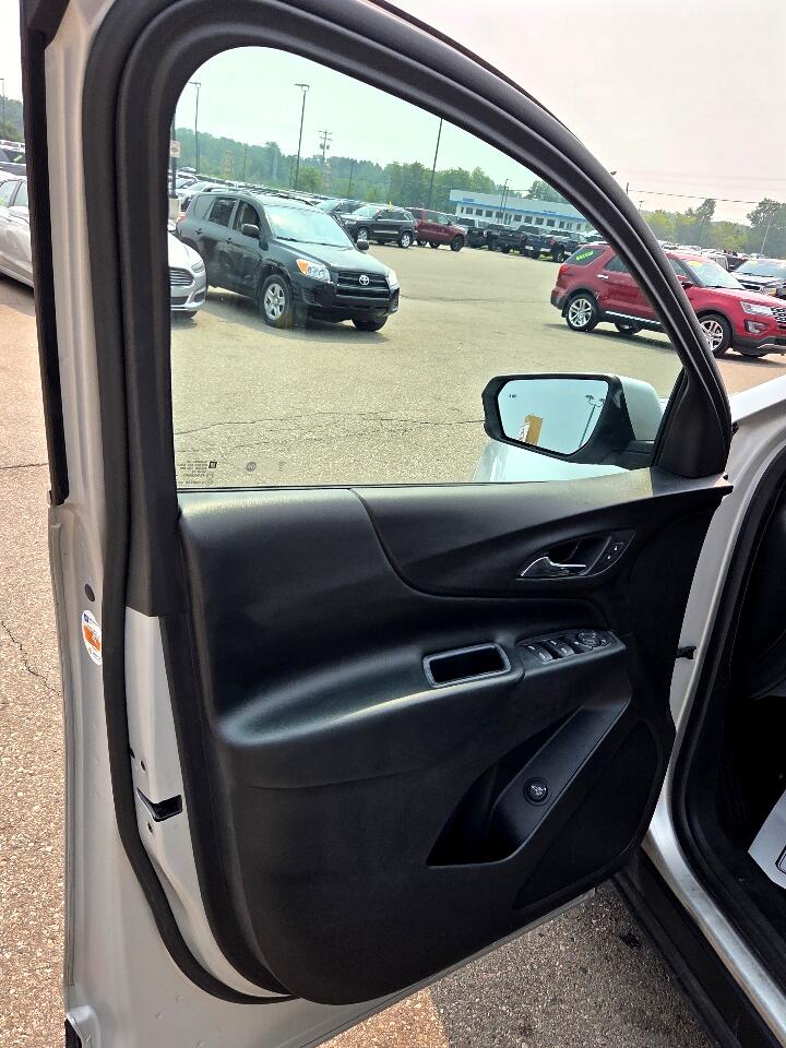 2019 Chevrolet Equinox LT photo 10
