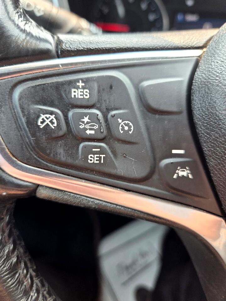 2019 Chevrolet Equinox LT photo 17