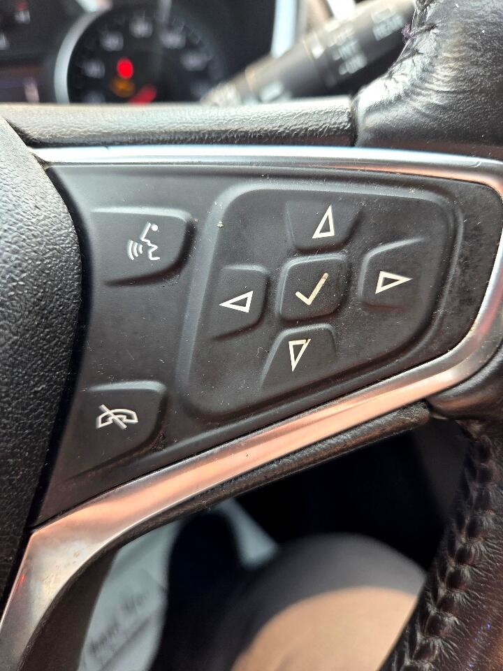2019 Chevrolet Equinox LT photo 18