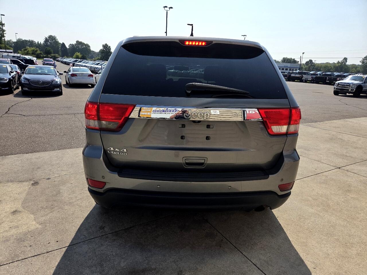 2012 Jeep Grand Cherokee Laredo photo 6