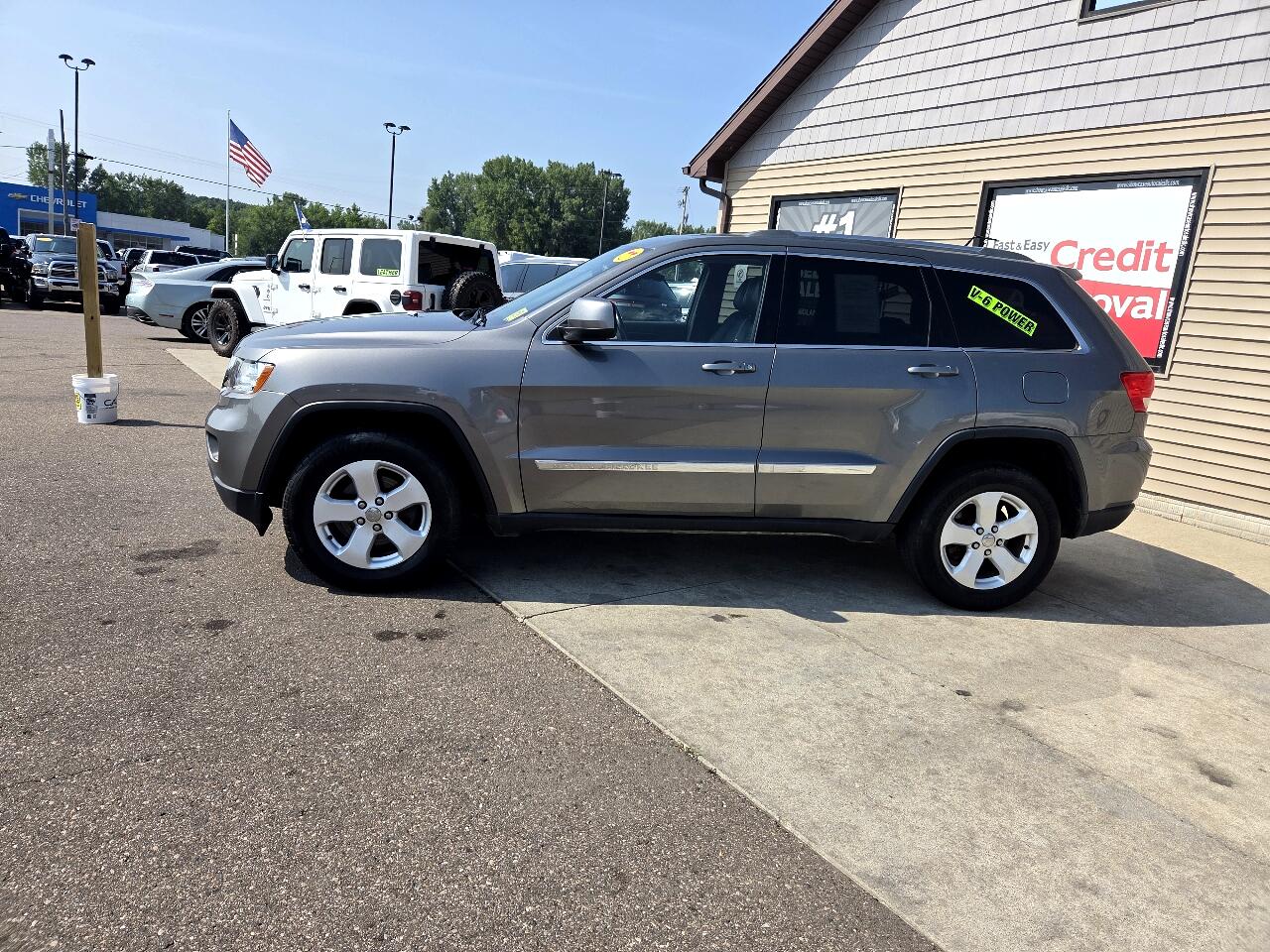 2012 Jeep Grand Cherokee Laredo photo 8