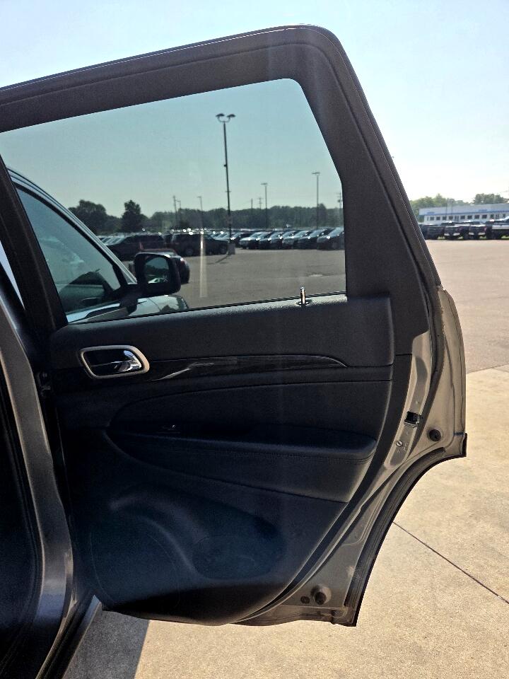 2012 Jeep Grand Cherokee Laredo photo 14