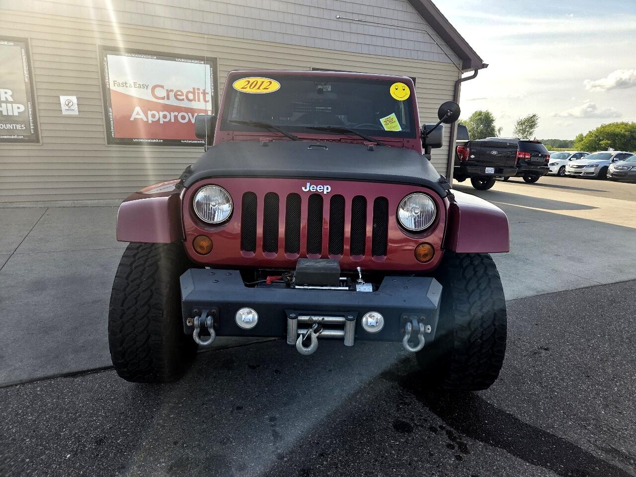 2012 Jeep Wrangler Sahara photo 2