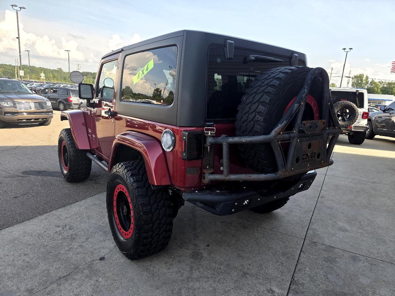 2012 Jeep Wrangler Sahara photo 7