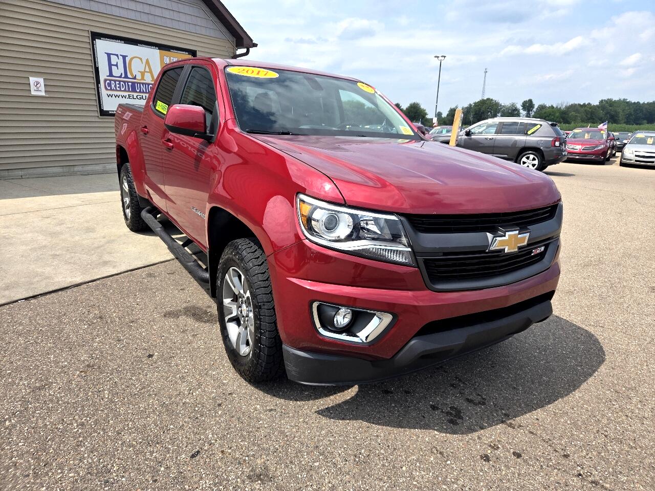 2017 Chevrolet Colorado Z71 photo 3