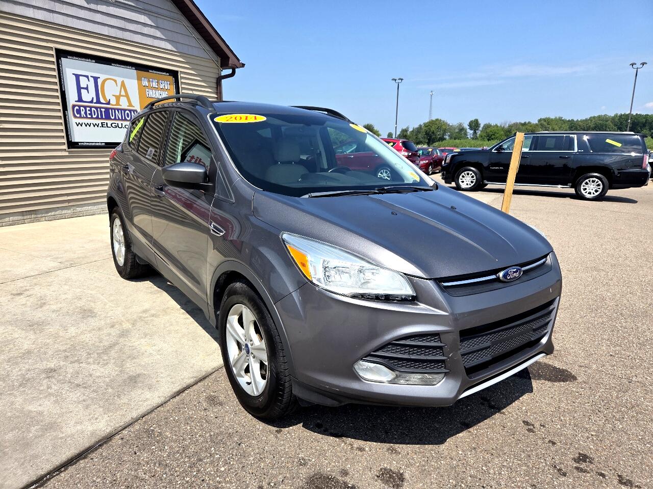 2014 Ford Escape SE photo 2