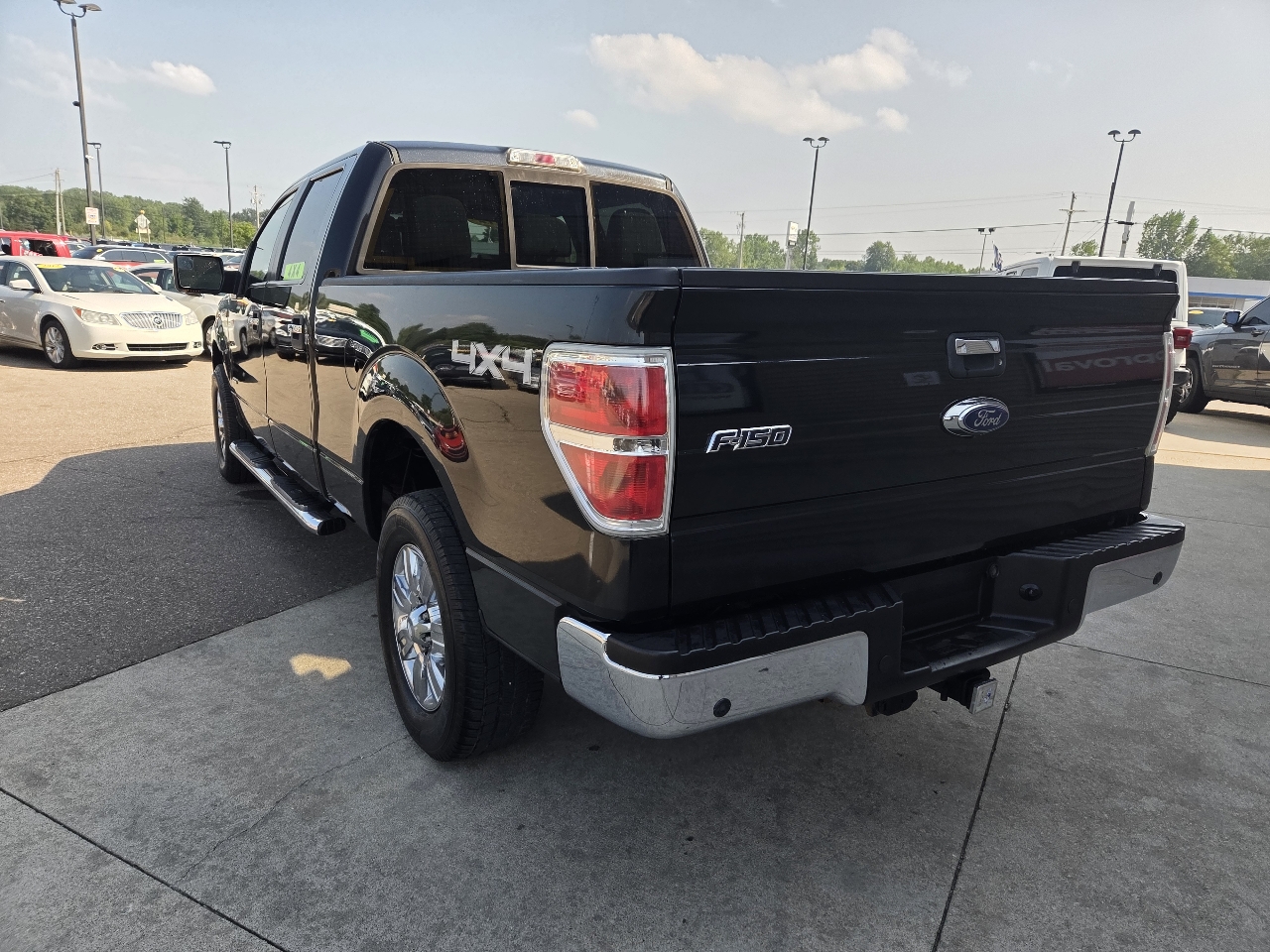 2012 Ford F-150 XLT photo 4