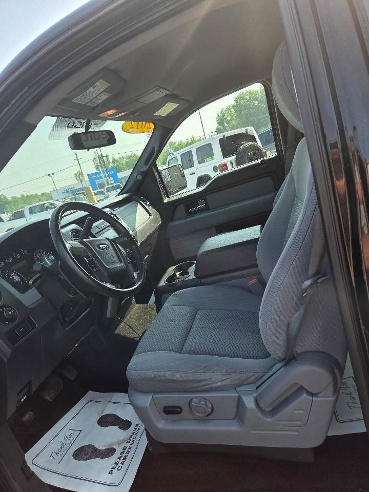 2012 Ford F-150 XLT photo 6