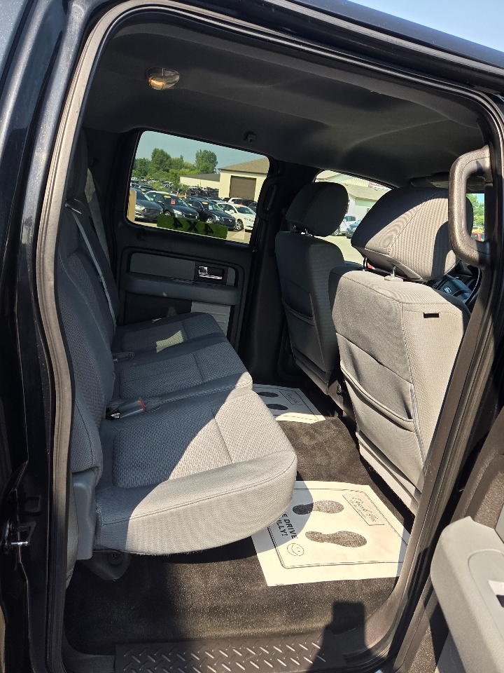2012 Ford F-150 XLT photo 10