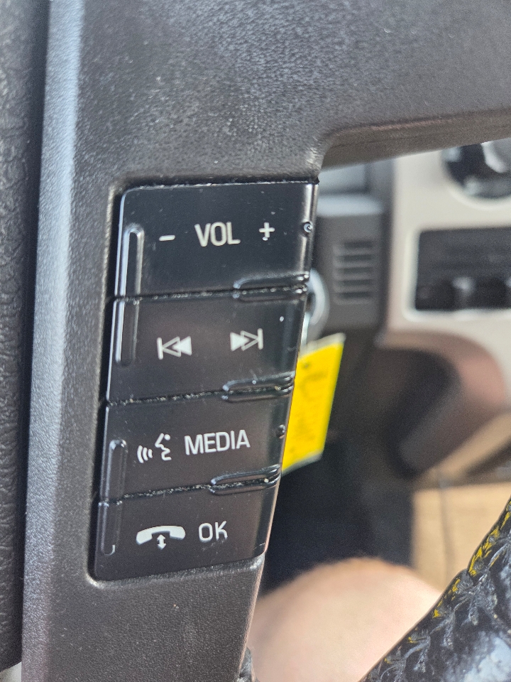 2012 Ford F-150 XLT photo 16