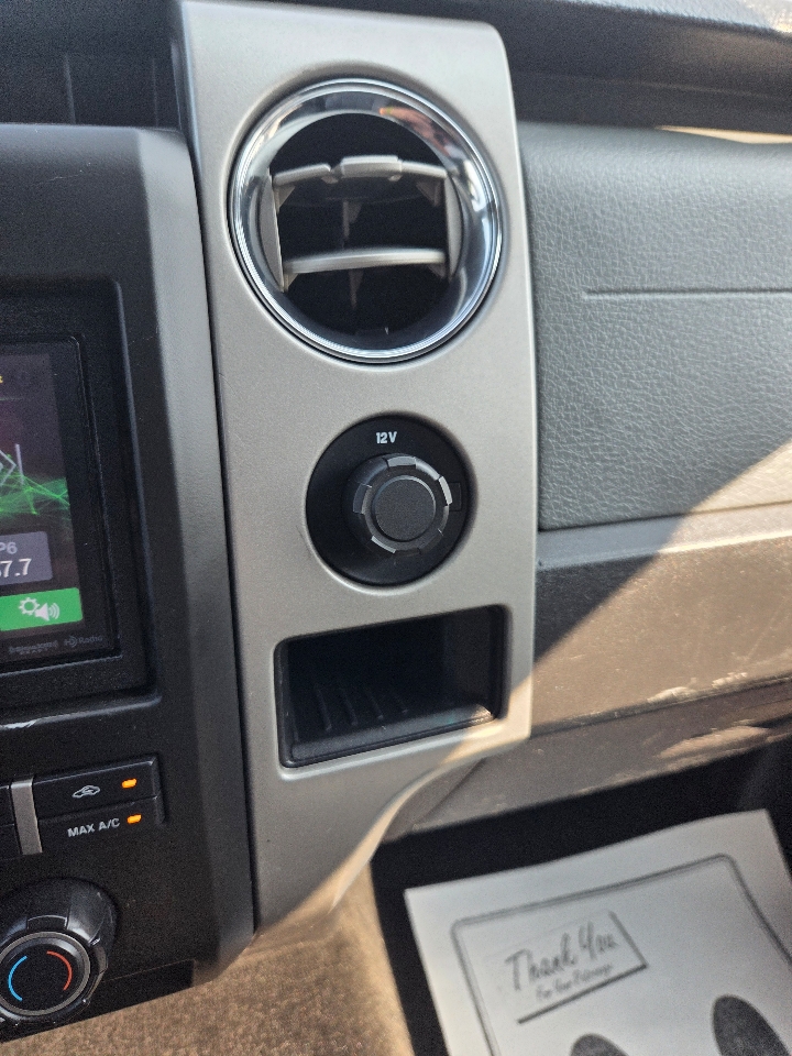 2012 Ford F-150 XLT photo 23