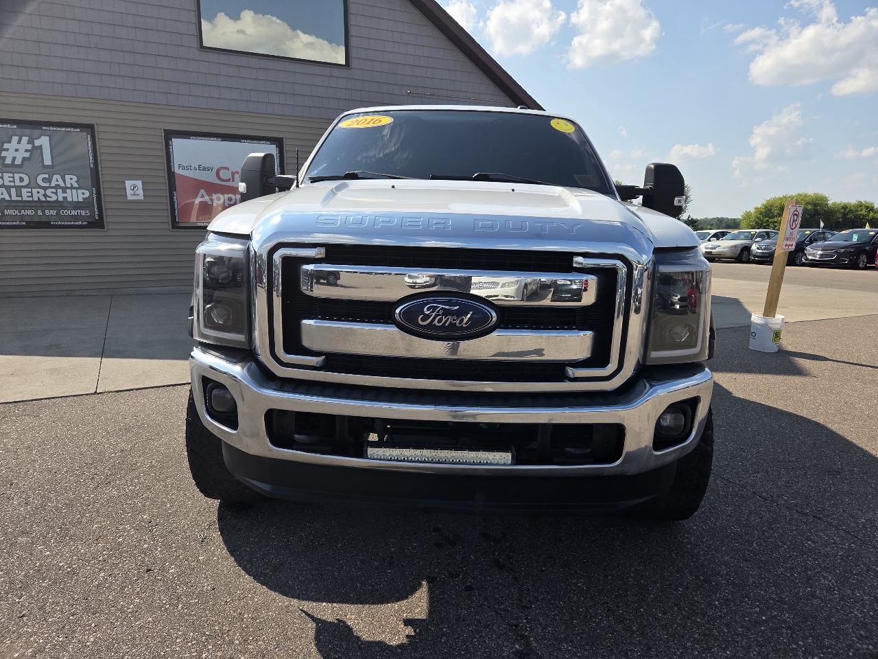 2016 Ford F-250 XLT photo 2