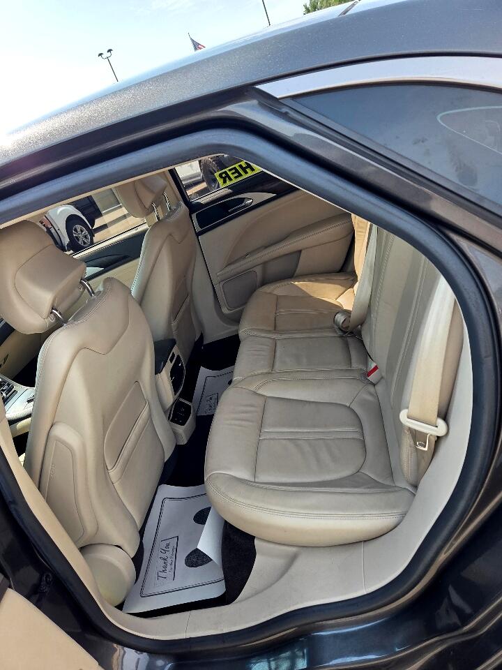 2017 Lincoln MKZ Select photo 11