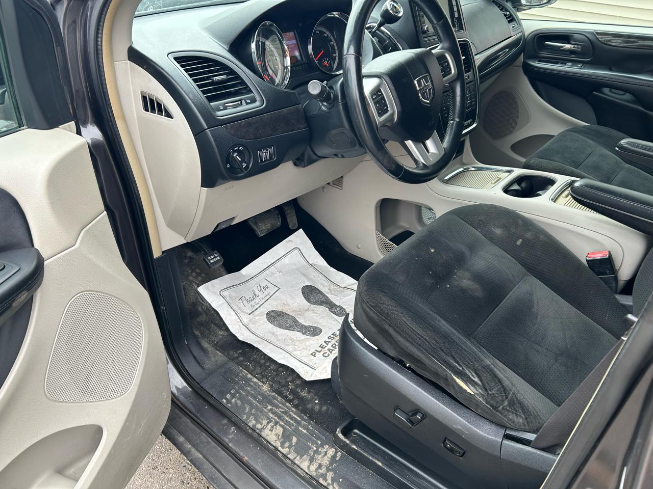 Dodge Grand Caravan Crew 2016