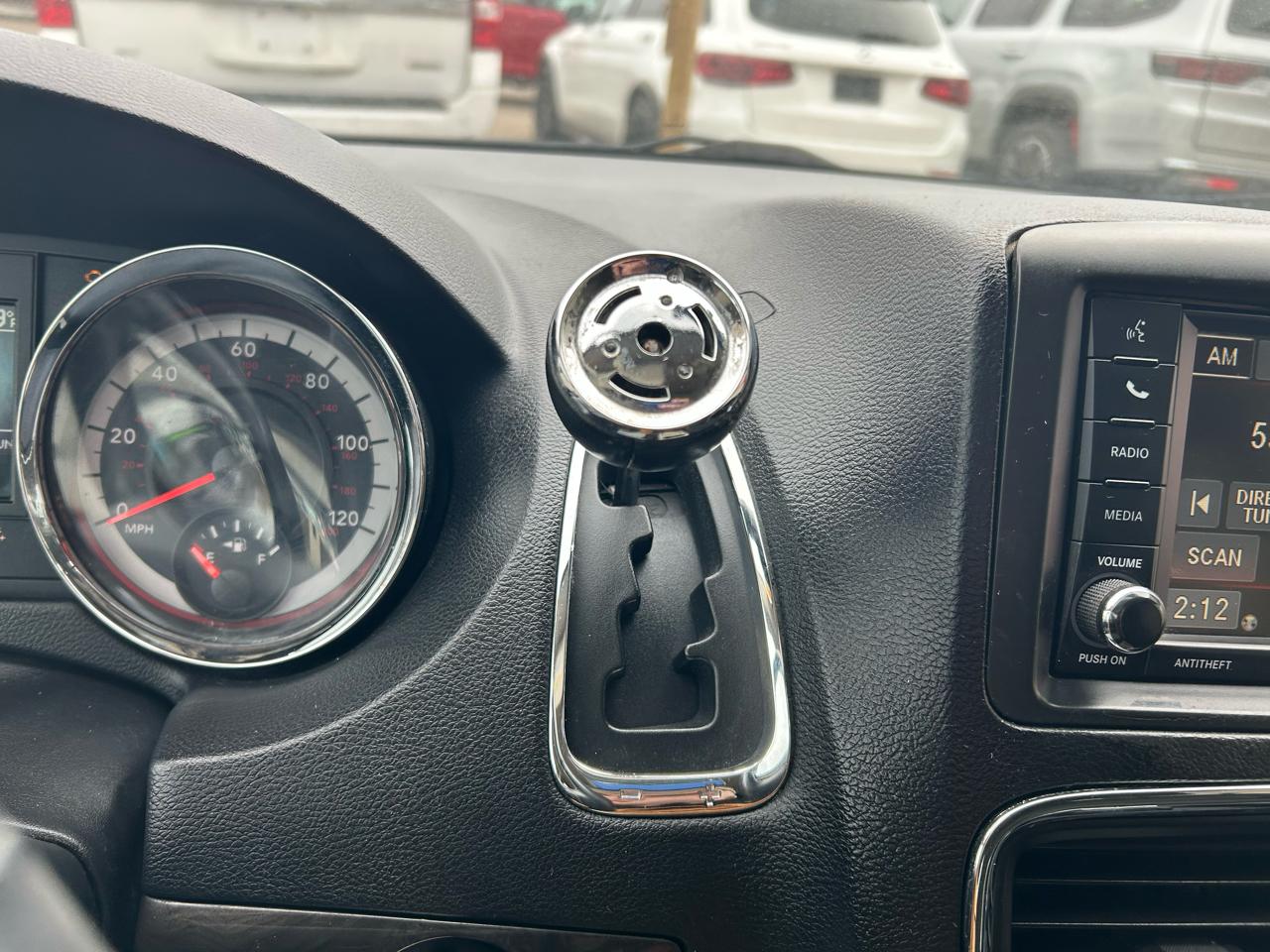 Dodge Grand Caravan Crew 2016