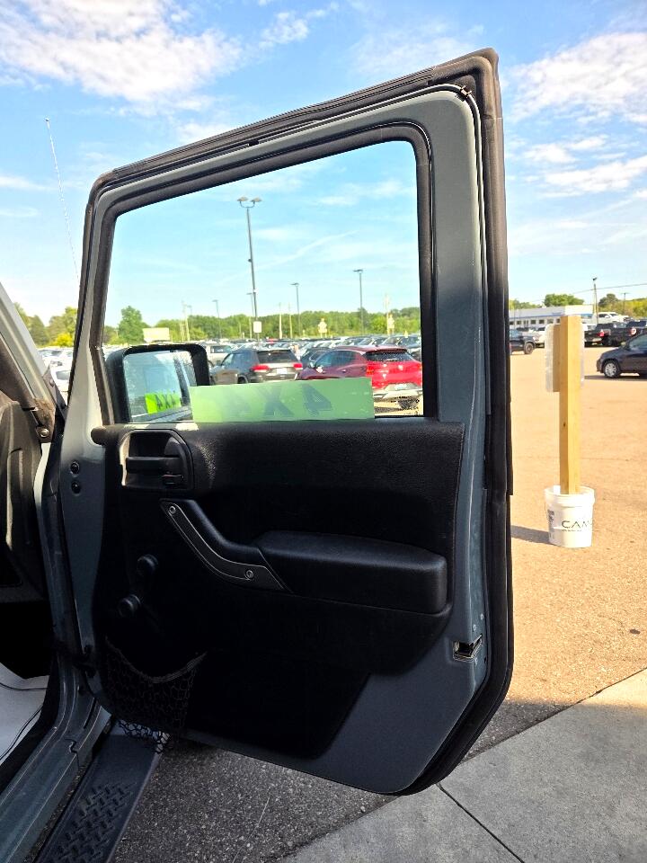 2014 Jeep Wrangler Sport photo 12