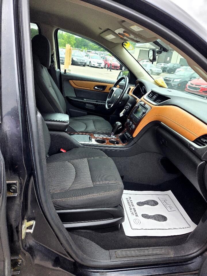 2014 Chevrolet Traverse 1LT photo 12