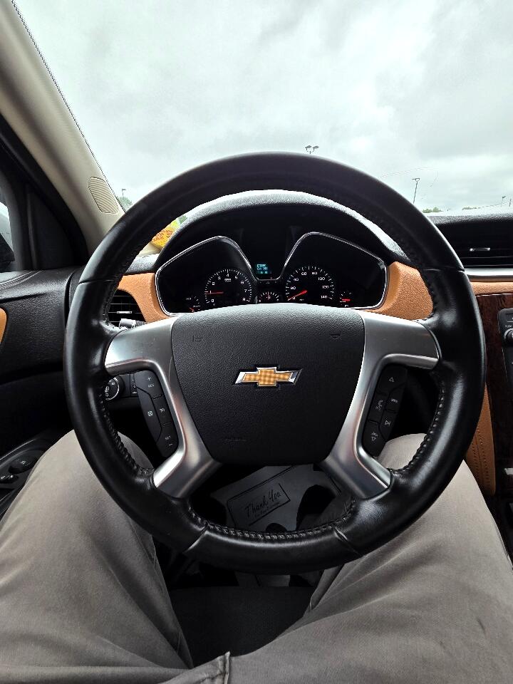 2014 Chevrolet Traverse 1LT photo 14
