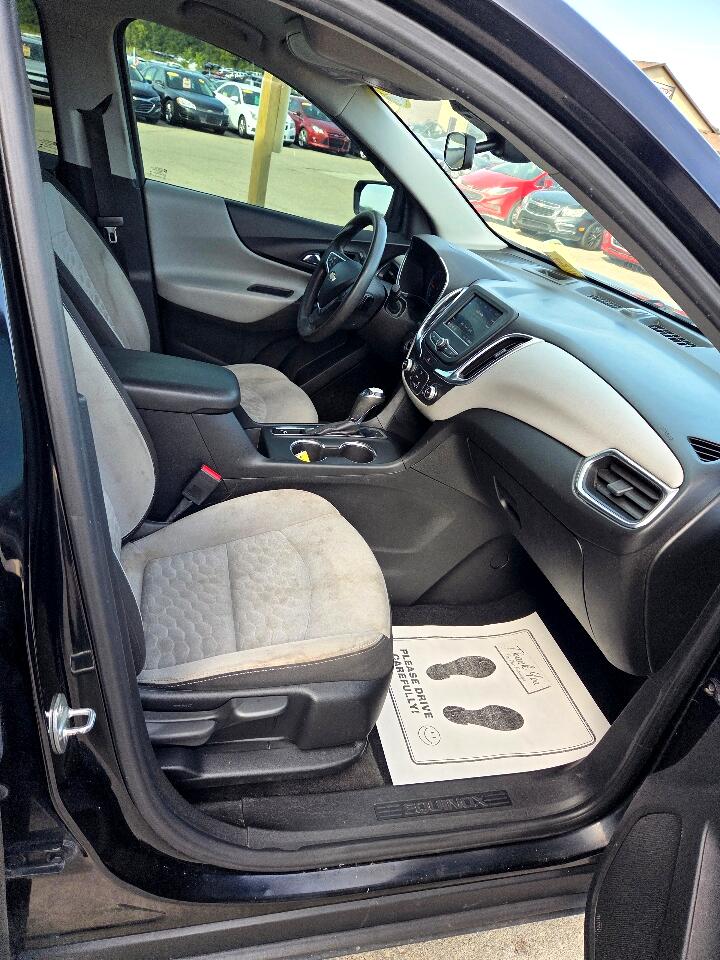 2020 Chevrolet Equinox LS photo 14