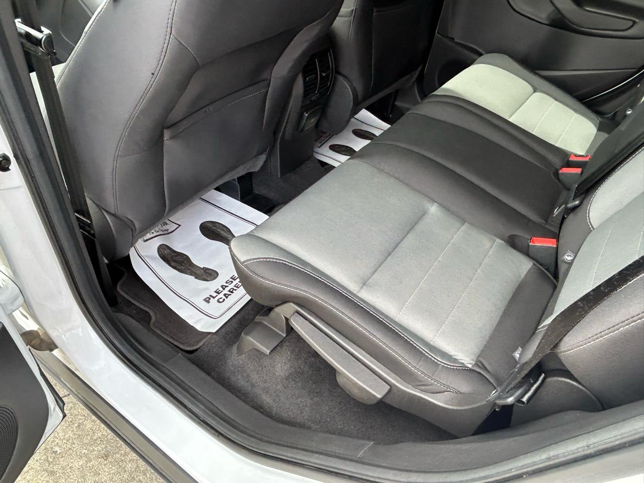Ford Escape SE FWD 2016