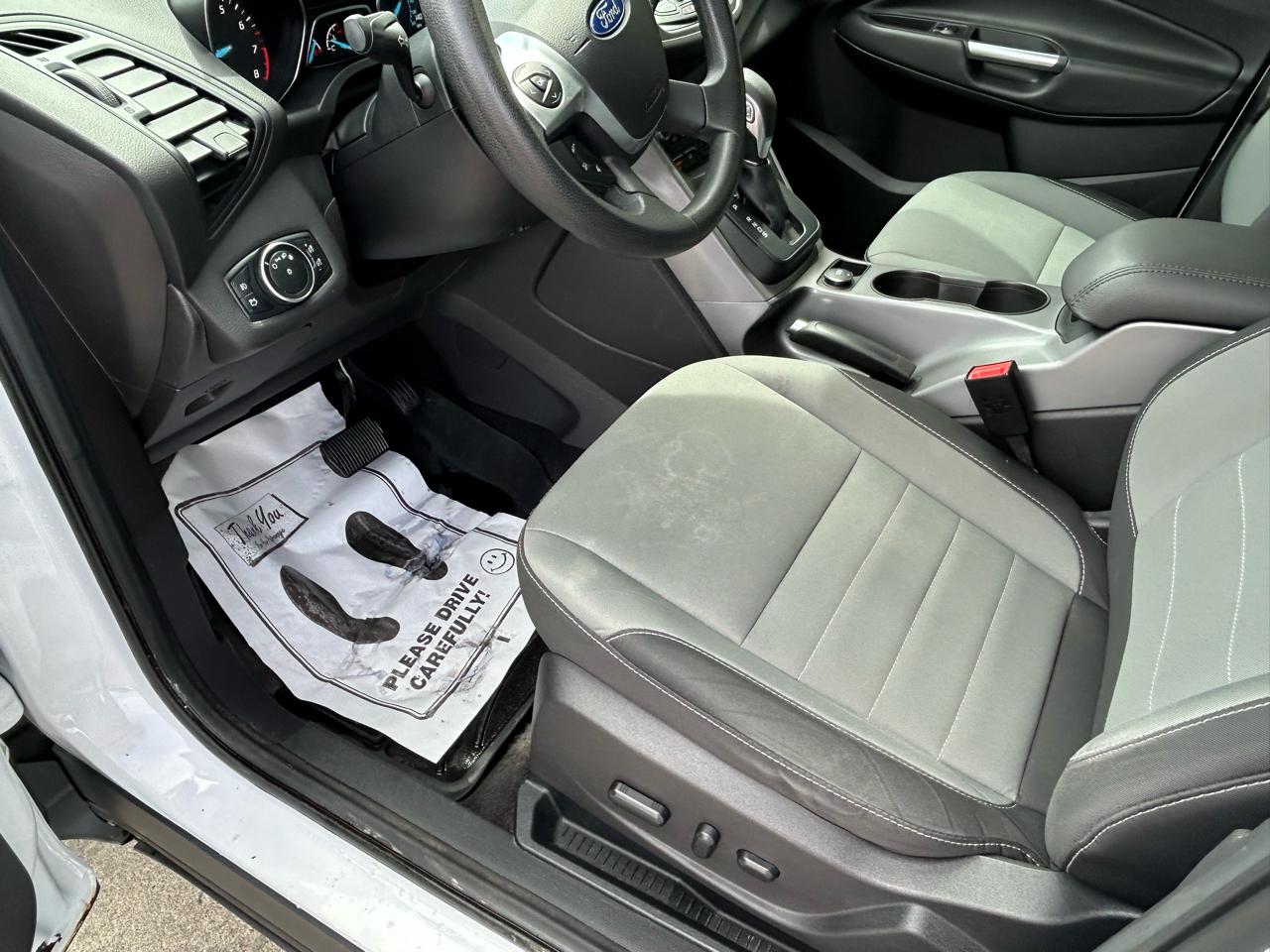 Ford Escape SE FWD 2016