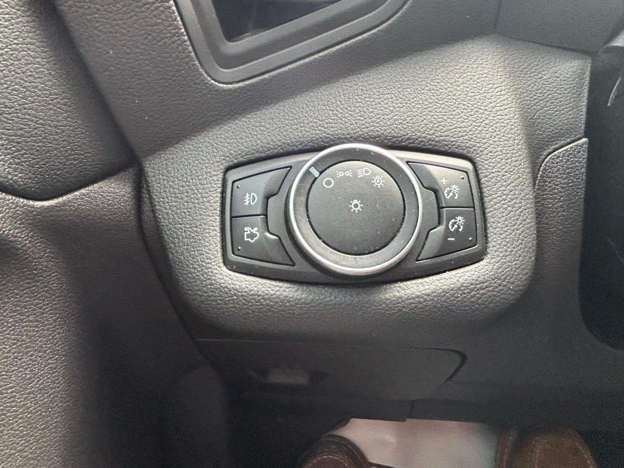 Ford Escape SE FWD 2016