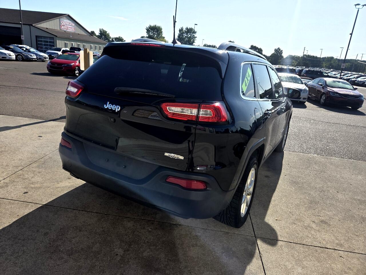 2017 Jeep Cherokee Latitude photo 3