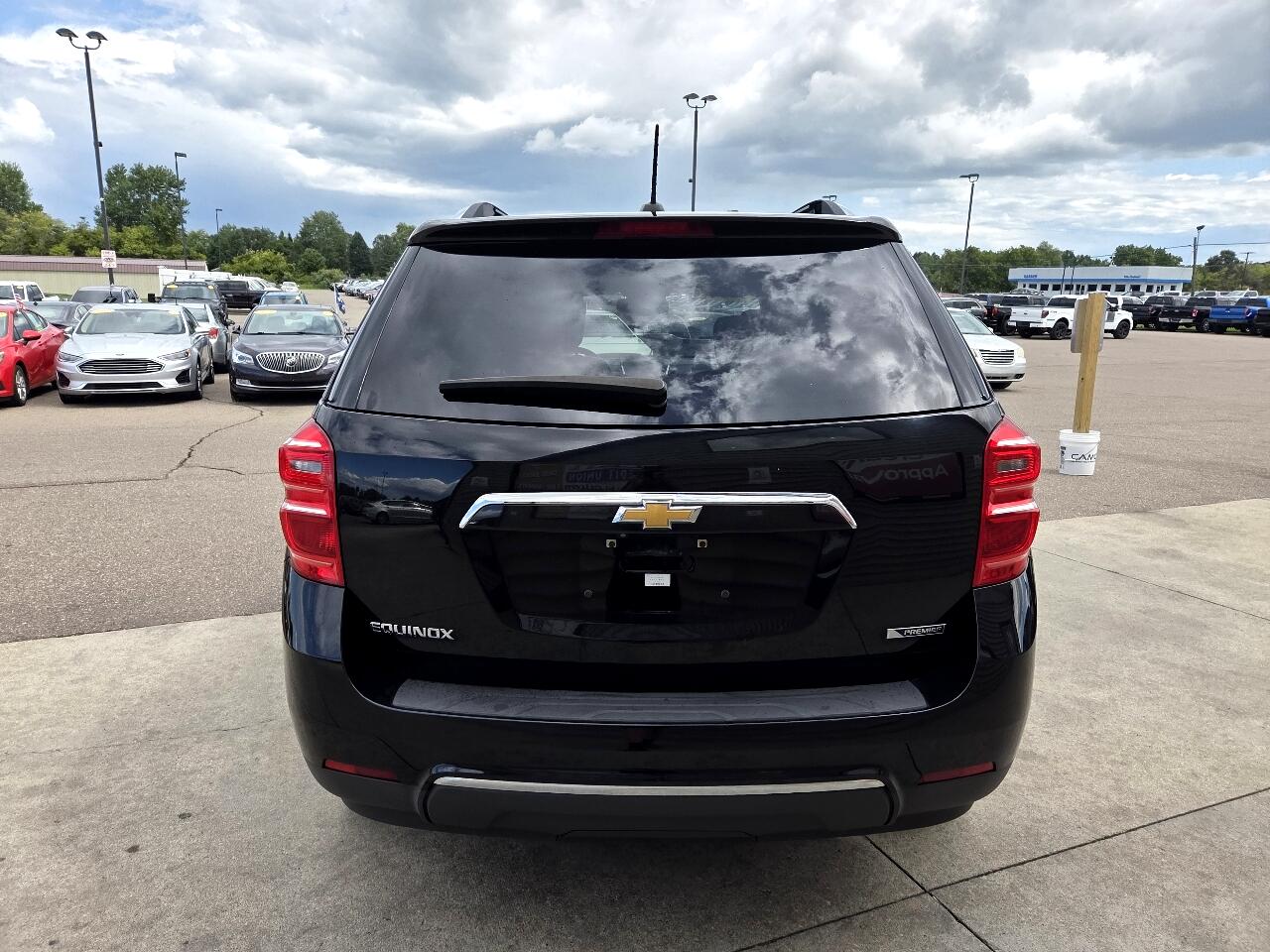 2017 Chevrolet Equinox Premier photo 4