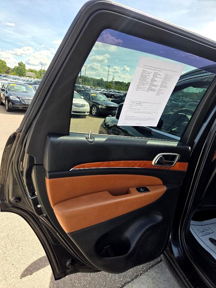 2012 Jeep Grand Cherokee Overland photo 12