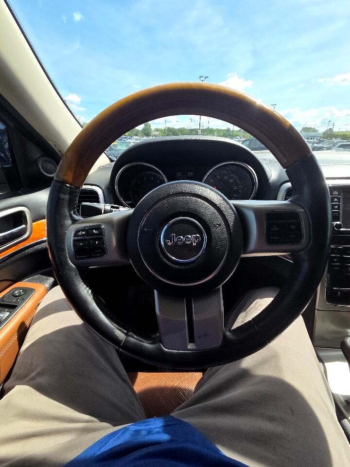 2012 Jeep Grand Cherokee Overland photo 17