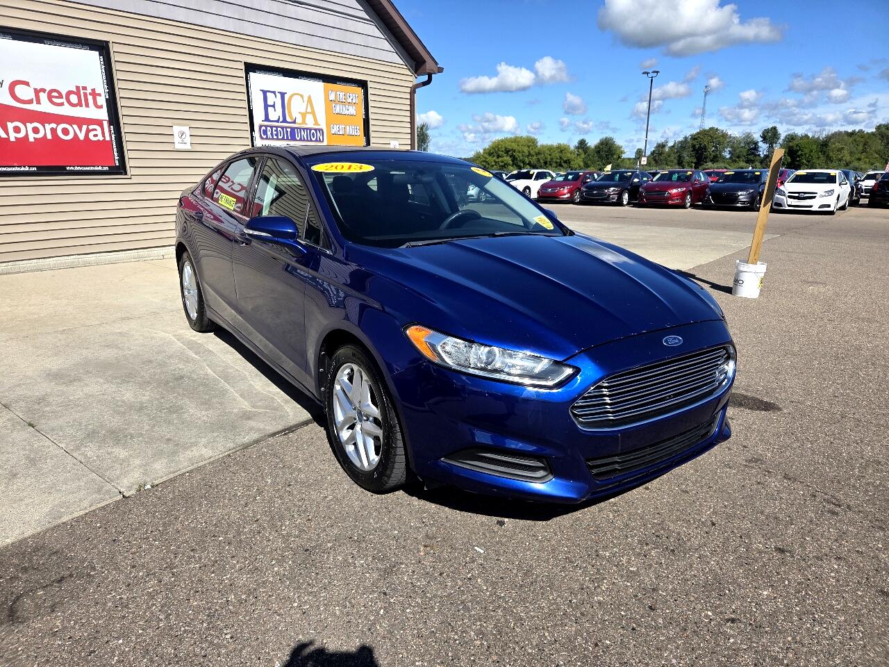 2013 Ford Fusion SE photo 3