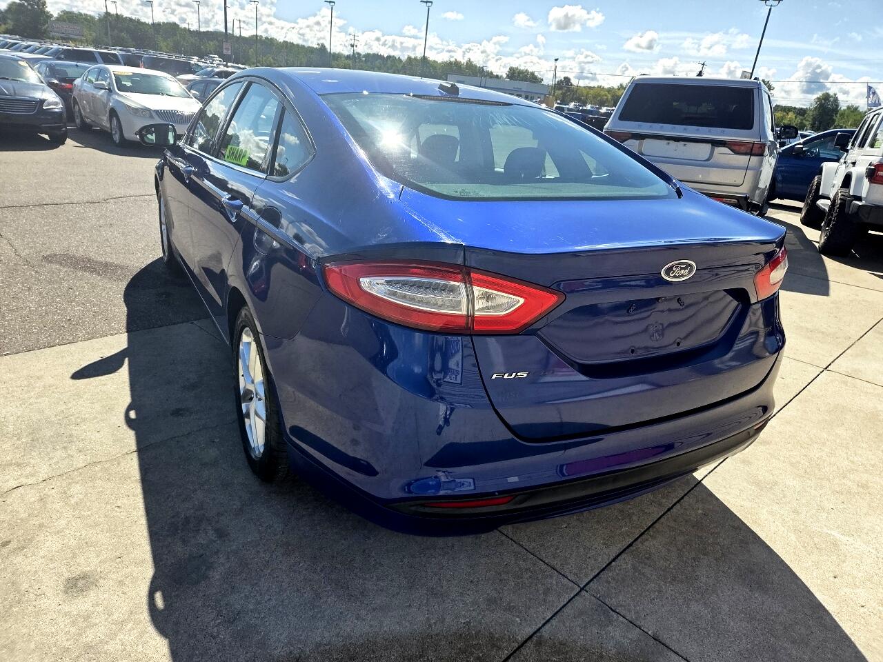 2013 Ford Fusion SE photo 7